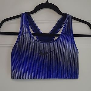 NIKE sports bra